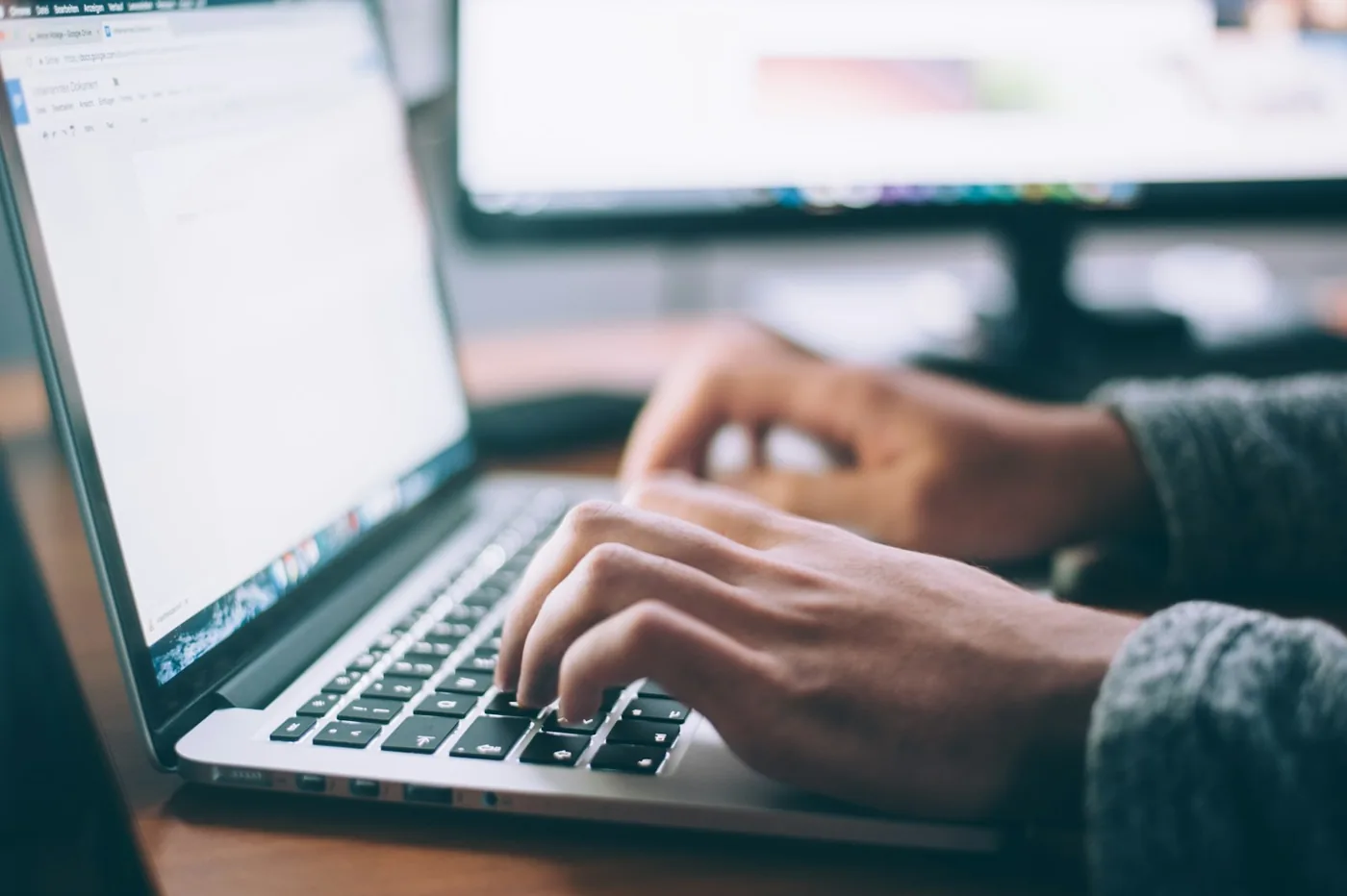 Импорт товаров из CSV и Excel: как обновить каталог без дублей